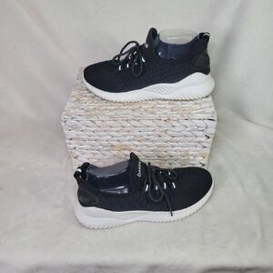 DANSKIN Stunt Activewear Sneakers Shoes Black Mesh Athleisure Size 9 Lightweight